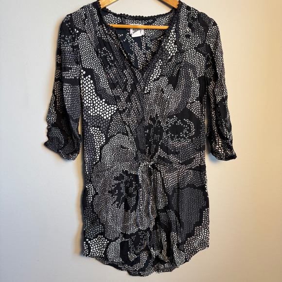 Billabong Tops - Billabong Womens Tunic Cover Up Beach Top Black Gray 3/4 Sleeve Tie Waist Medium